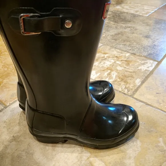 Hunter black gloss tall rain boots size 13