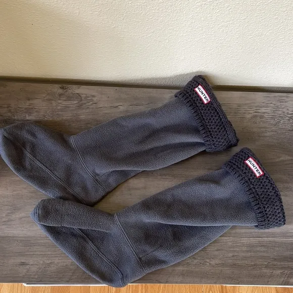 Hunter BOOTS &amp; SOCKS, Tall Black Rain Boots Size 6 &amp; Gray &amp; Cream Hunter Socks