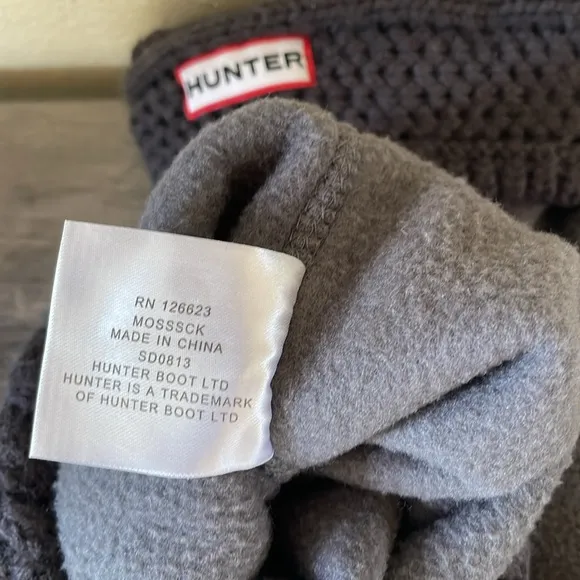 Hunter BOOTS &amp; SOCKS, Tall Black Rain Boots Size 6 &amp; Gray &amp; Cream Hunter Socks