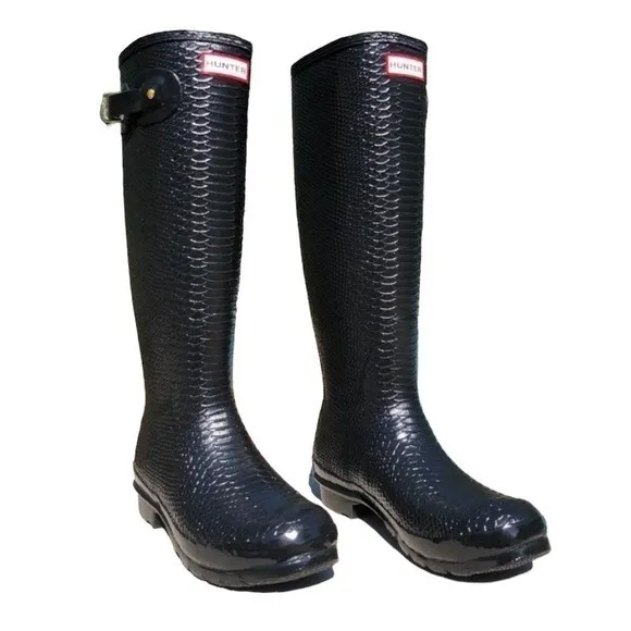 Hunter limited edition RARE carnaby boa snakeskin embossed textured tall boots
