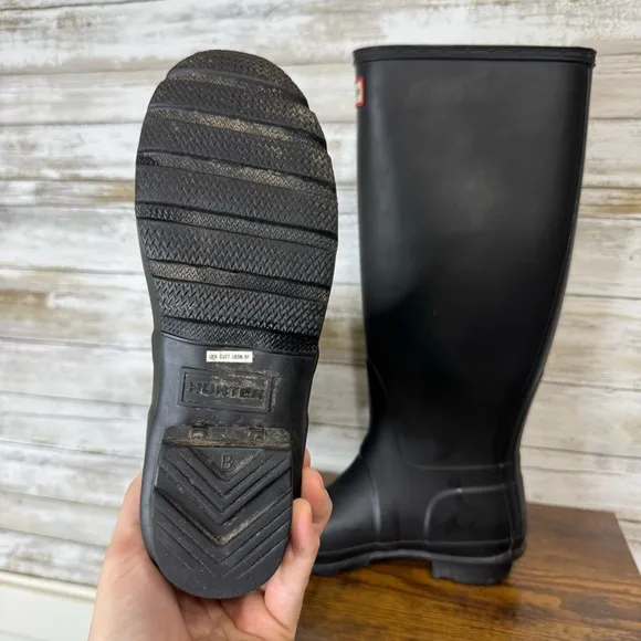 Hunter Original Tall Black Rain Boots Women’s size 6