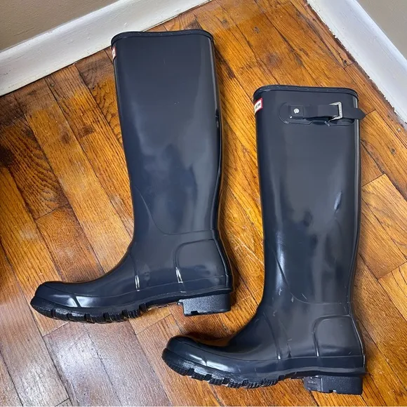 HUNTER Original Tall Gloss Rain Boots size 8