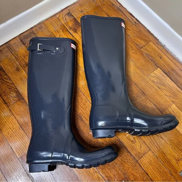 HUNTER Original Tall Gloss Rain Boots size 8