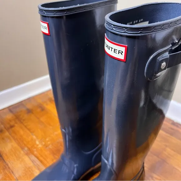 HUNTER Original Tall Gloss Rain Boots size 8