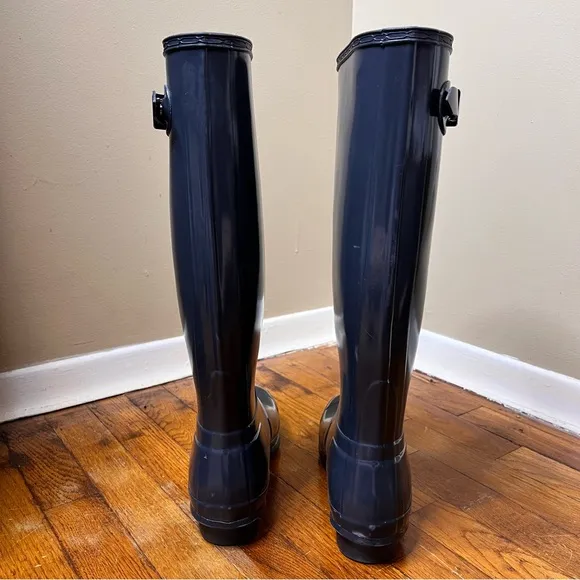HUNTER Original Tall Gloss Rain Boots size 8