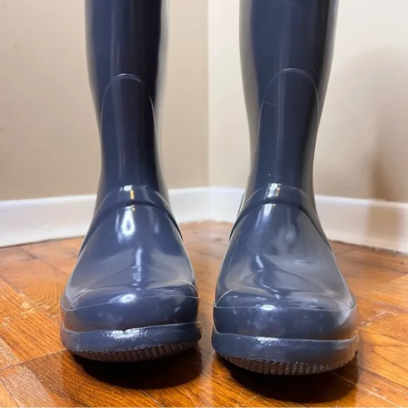HUNTER Original Tall Gloss Rain Boots size 8