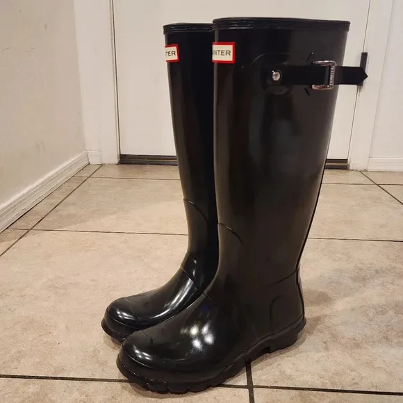 Hunter Original Tall Glossy Boots - Size 7