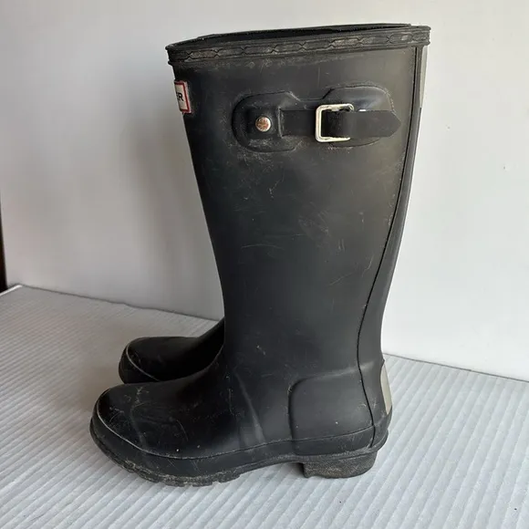Hunter Rain Boots Kids Classic Original Tall Big Kid Matte Black Size 3G/2B