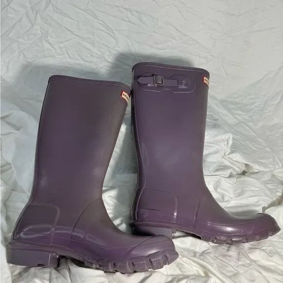 Hunter Shoes Original Tall Hunter Rain Boots in LiLac purple .Size Euro 37
