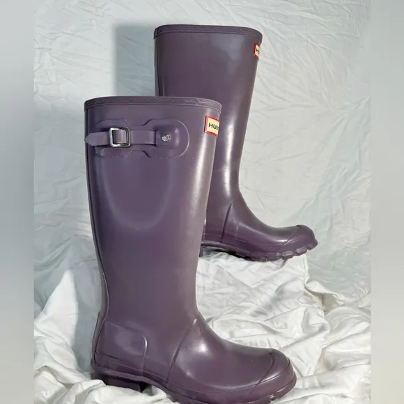 Hunter Shoes Original Tall Hunter Rain Boots in LiLac purple .Size Euro 37