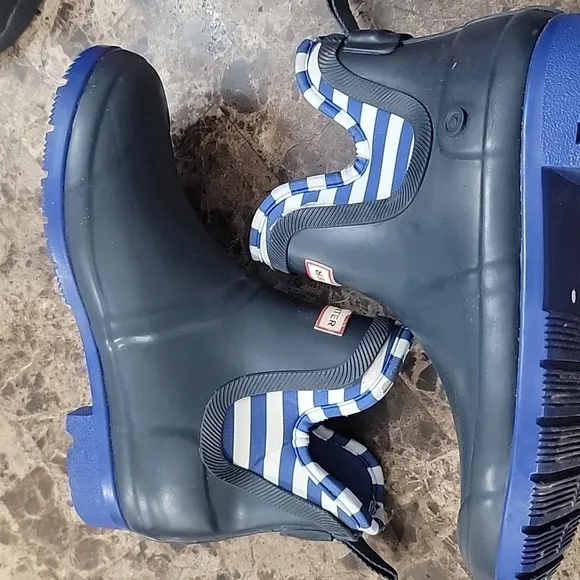Hunter Striped Blue Ankle Boots Size 4 Boys