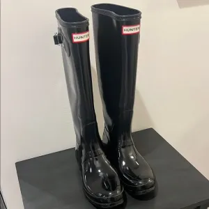 Hunter Women’s Black Tall Rain Boots