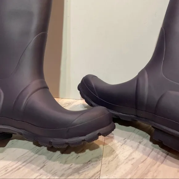 Hunter Women’s Original Tall Purple Rain Boots 6