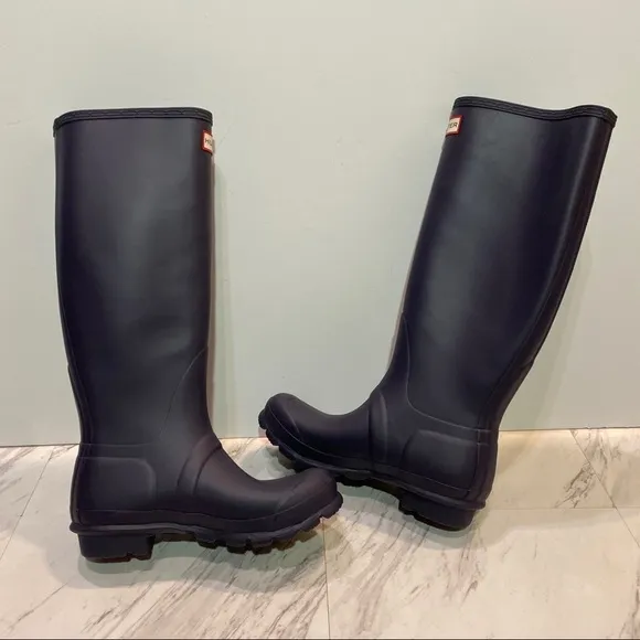 Hunter Women’s Original Tall Purple Rain Boots 6