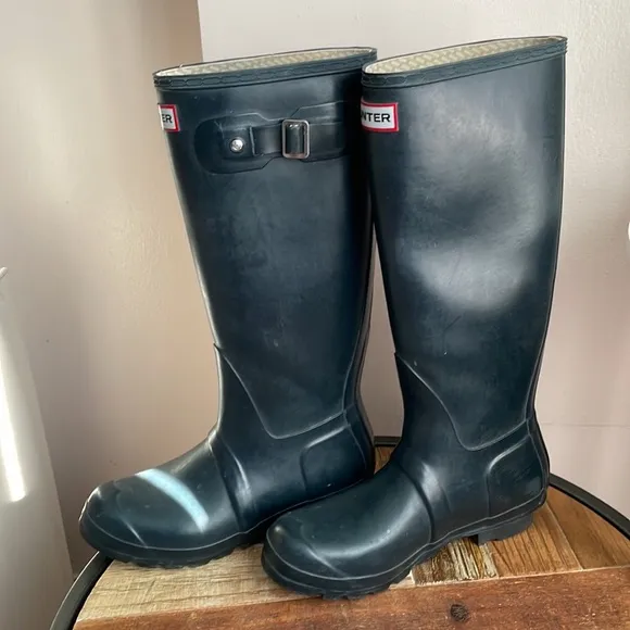 Hunter Women's Original Tall Rain Boots - Navy Blue Size 7
