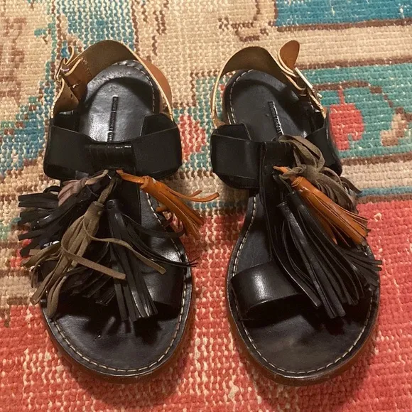Isabel Marant Tassel Sandals In Black