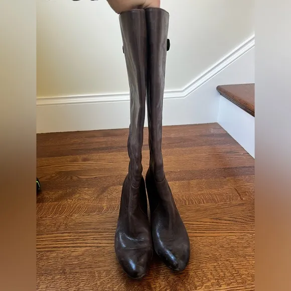 ISOLA Calla Brown Knee High Boots Tall Leather Classic Heel Distressed 6.5
