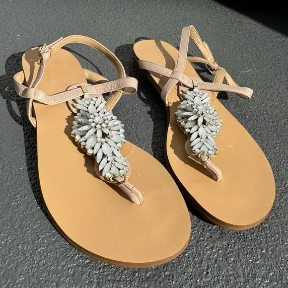 IVANKA TRUMP white jeweler sandals size 5.5 women’s