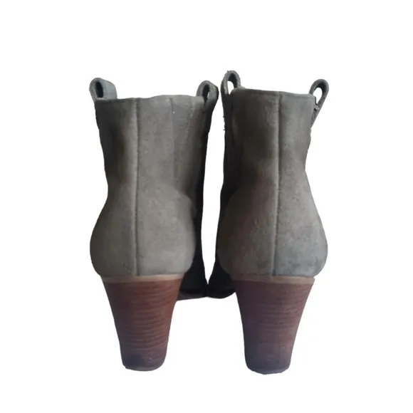 J. CREW Gray Suede Leather Ankle Boots C2030 Women’s Size 6.5