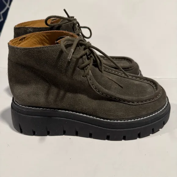 J Slide Leather Suede Lug Sole Lace Up Boot Size 7.5