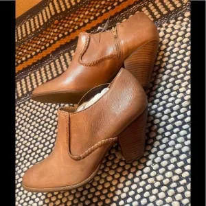Jack Rogers zipper leather ankle boots sz 10M