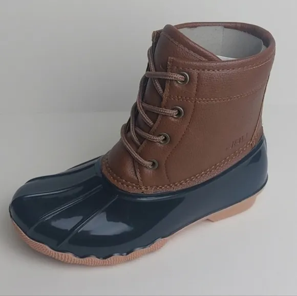 JBU Little boys Maplewood casual Duck tan  Boot size 1M
