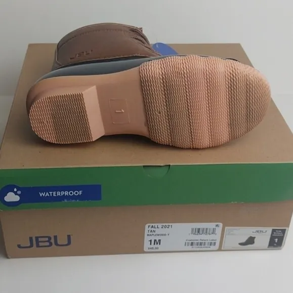 JBU Little boys Maplewood casual Duck tan  Boot size 1M