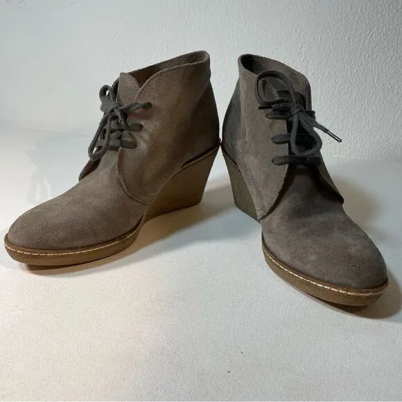 J.Crew MacAlister Tan Brown Suede Wedge Ankle Boots Womens Size 7 Lace up