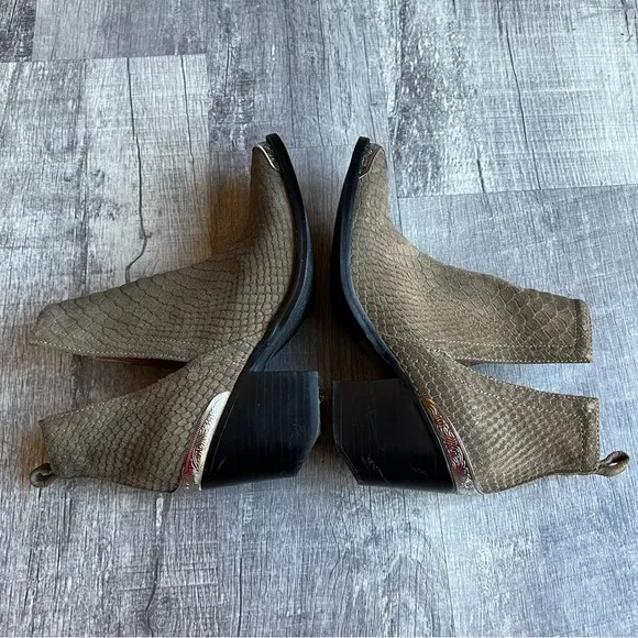 Jeffrey Campbell Cromwell Khaki Snake Ankle Booties Boots Size 6