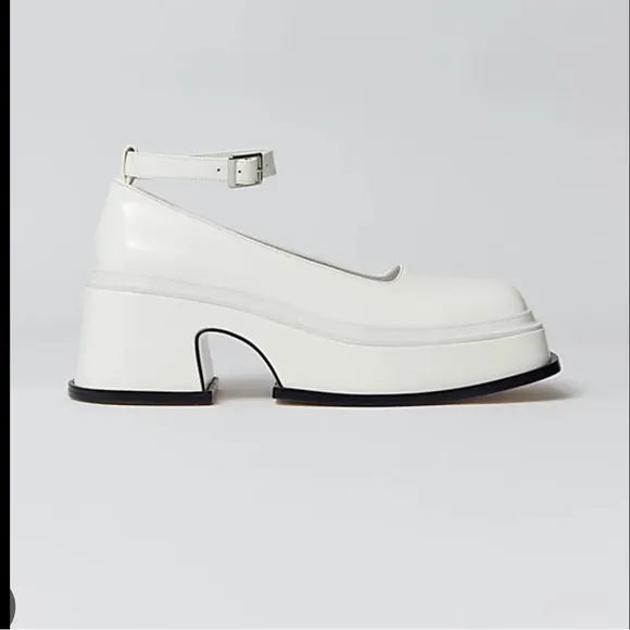 Jeffrey Campbell Empath Platform Mary Jane Pump Shoes Size 6 Creme