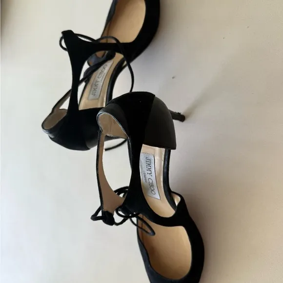 Jimmy Choo Vanessa Heel 85. Elegant Black  Shoes leather and suede. Preowned