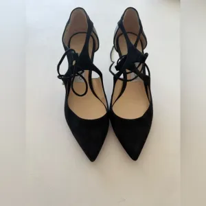Jimmy Choo Vanessa Heel 85. Elegant Black  Shoes leather and suede. Preowned