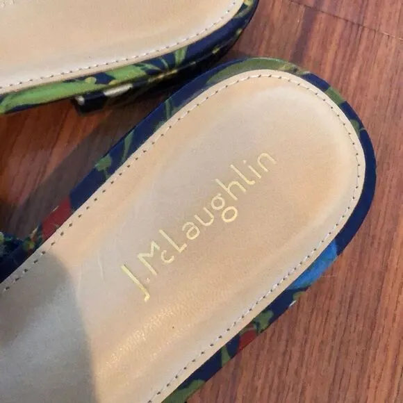 J McLaughlin Floral raffia pom-pom sandals navy tan size 8