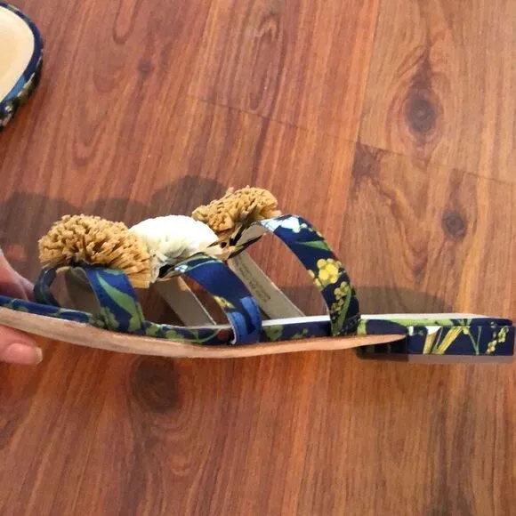 J McLaughlin Floral raffia pom-pom sandals navy tan size 8