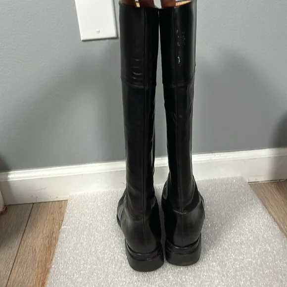 Joan &amp; David Stunning Leather Tall Riding Style Boots Handmade in Italy size 6 M