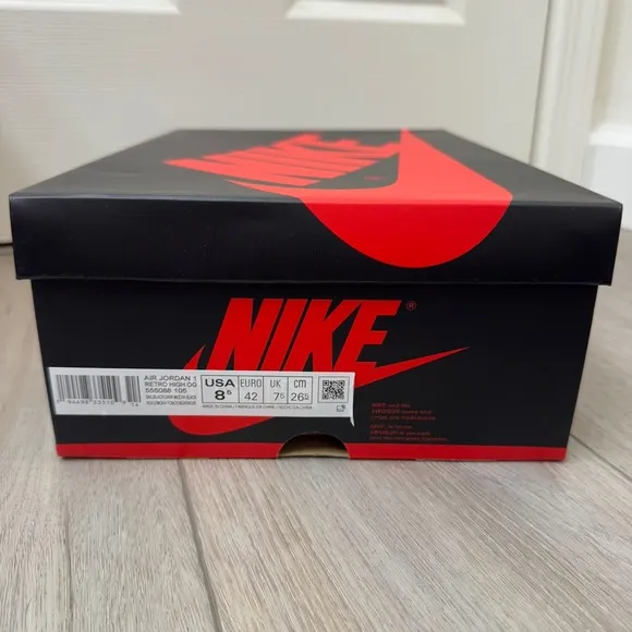 Jordan 1 Retro HighDark Mocha size 8.5