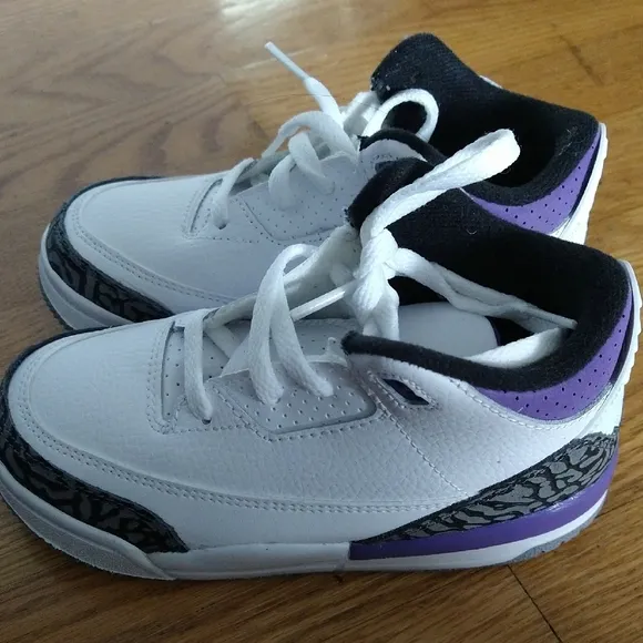 Jordan Athletic Kids White and Purple Sneakers