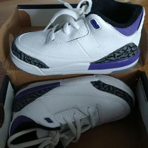 Jordan Athletic Kids White and Purple Sneakers