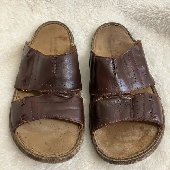 Josef Seibel Leather Slides Size EU 44/ US 10.5
