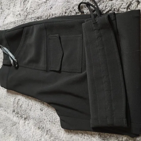 Joseph Ribkoff Culotte Capri front cargo Adjustable tie bottom Black size 14