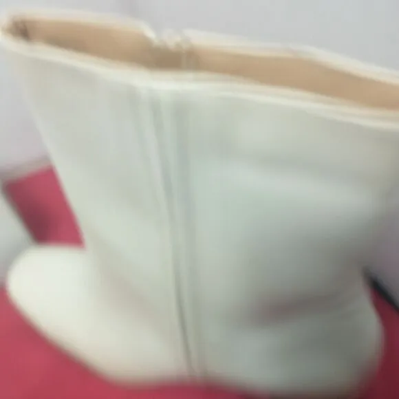 Journee Collection Womens SZ 12 Bone CLEARIE Ankle Boots .