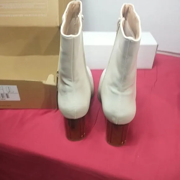 Journee Collection Womens SZ 12 Bone CLEARIE Ankle Boots .