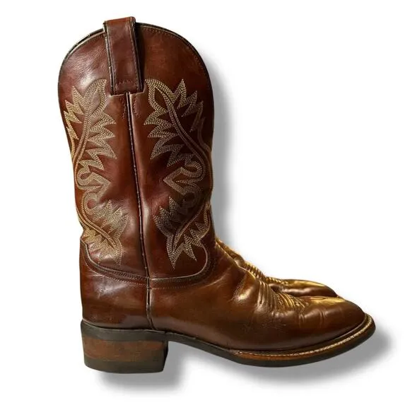 Justin Cowboy Boots Mens Brown Western Vibram Sole Oil Resistant Size 8D