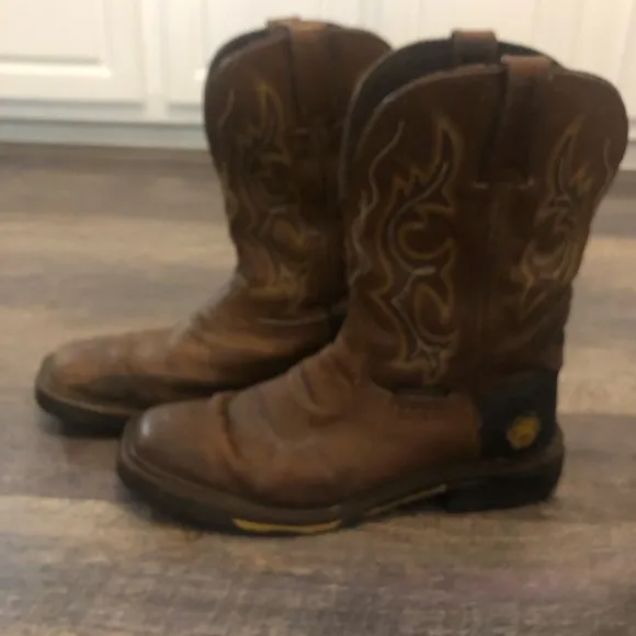 Justin Men's Cochise Round Toe Work boots 9D