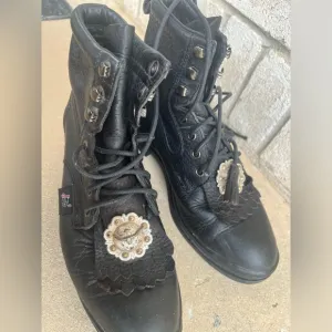 Justin Women's Kiltie Lace Ropers‎ Black Leather Pebbled Ankle Boots 6.5  women