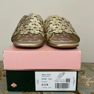 Kate Spade “Daisy” Mule NWT in metallic pale gold size 8 1/2