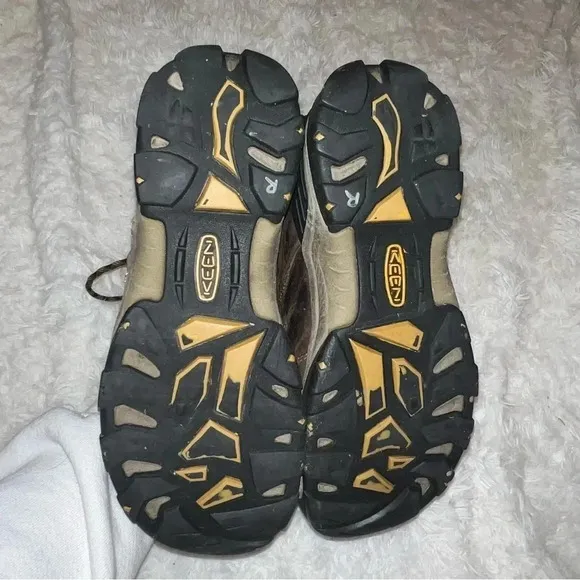Keen Mens Hiking Boots Size 9.5