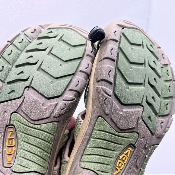 Keen Mens Newport H2 Sandals Green Washable Size 5
