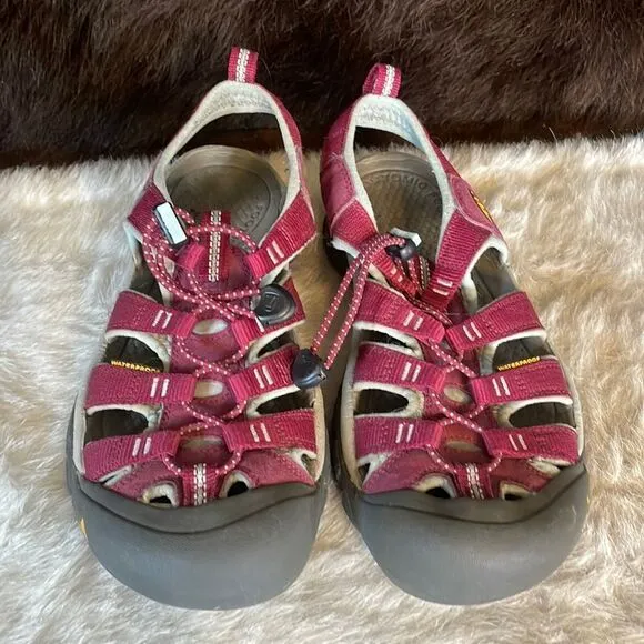 Keen sandals 7.5 (5050)