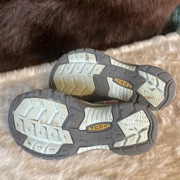 Keen sandals 7.5 (5050)